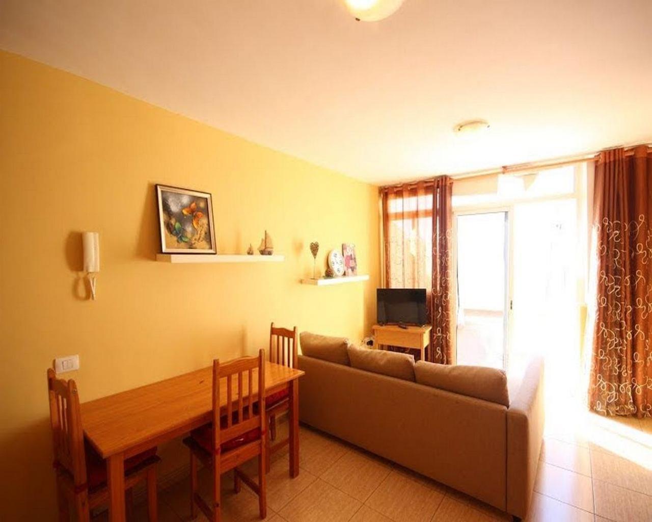 Apartamentos Isla Tenerife Sur (Adults Only) Tenerife Island Номер фото